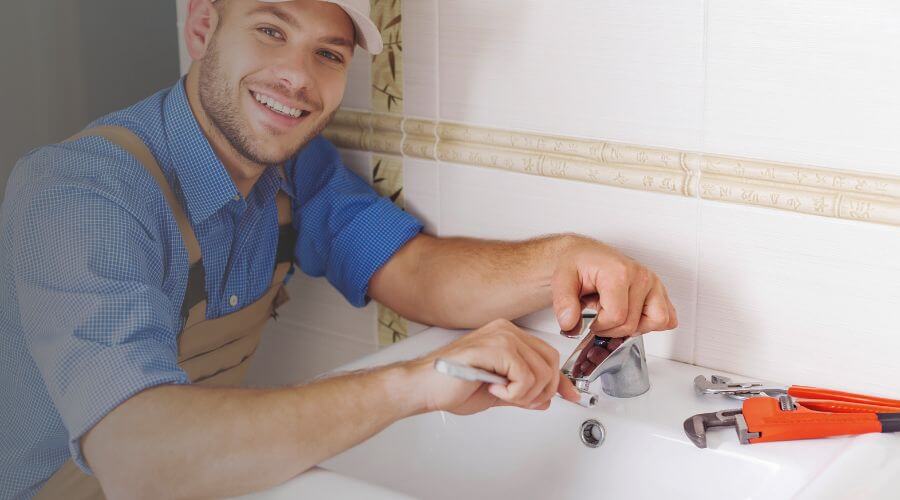 Handle or spout repair in Manchester, IL
